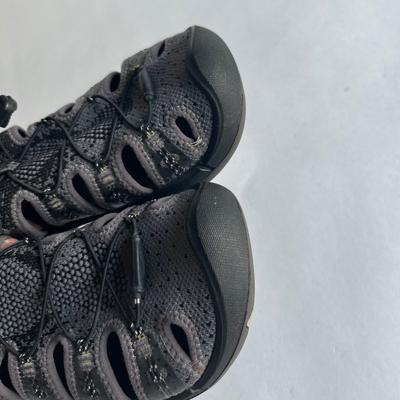 Keen Grey Black Textile Black Rubber Outsole Sneakers Sandals size 8. - Picture 10 of 14